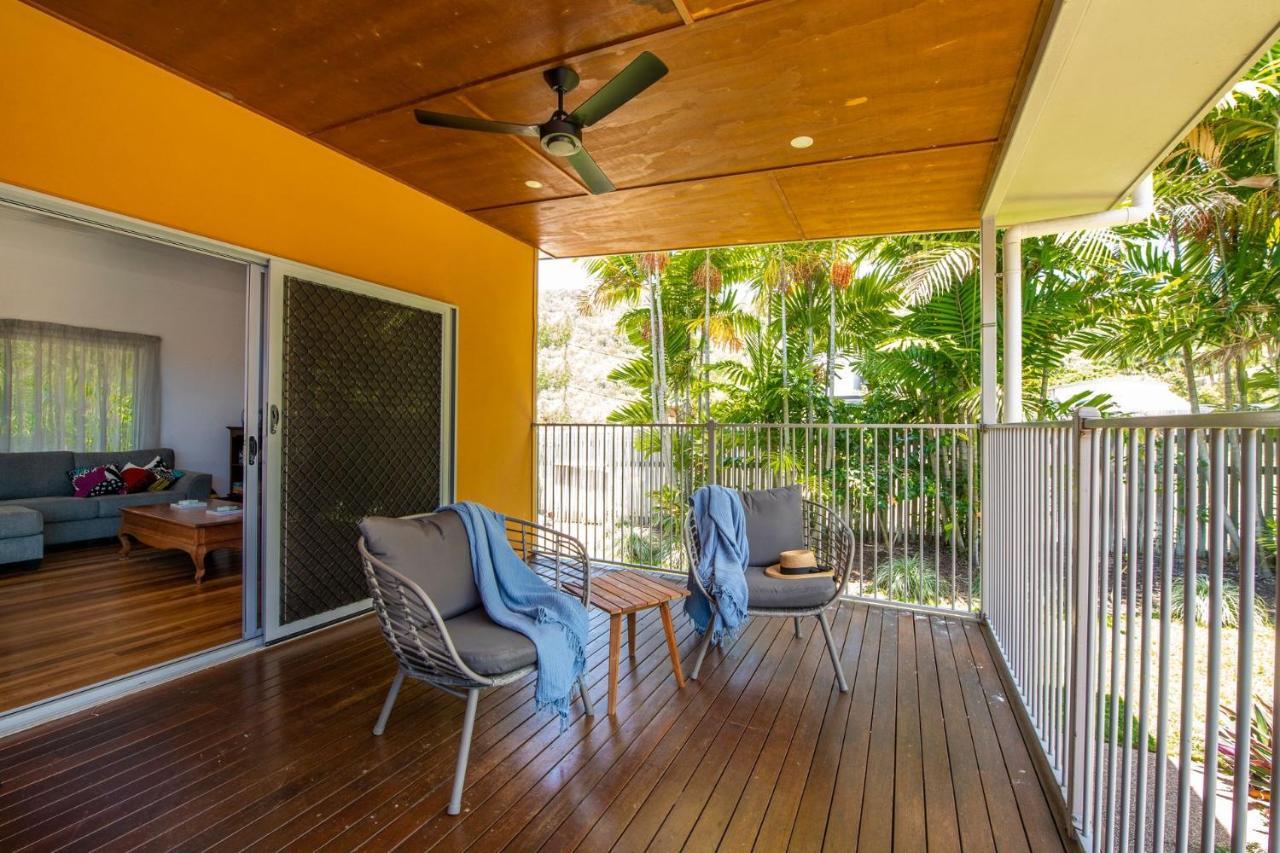Butterfly Bungalow Horseshoe Bay Exterior photo