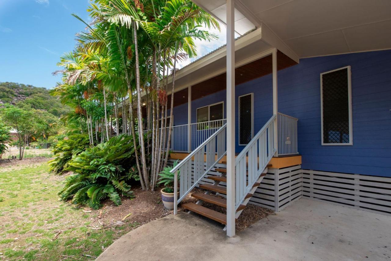 Butterfly Bungalow Horseshoe Bay Exterior photo